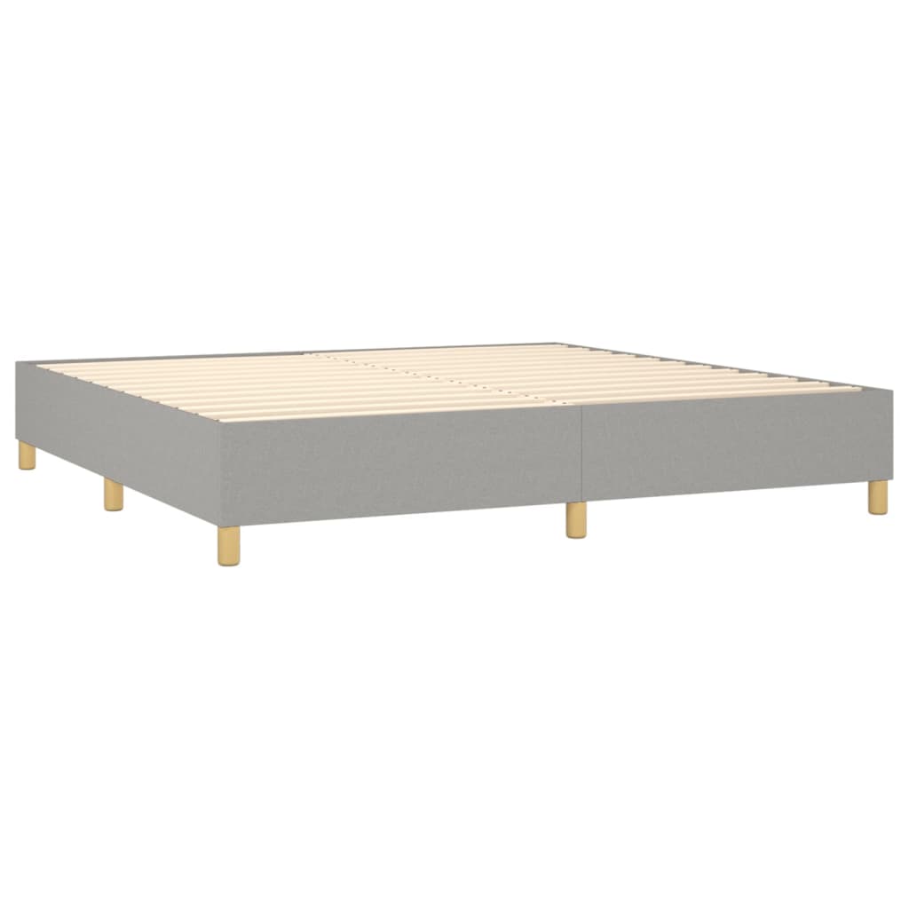 Boxspringbett mit hoher Rückenlehne, inkl. Matratze 200x200 cm