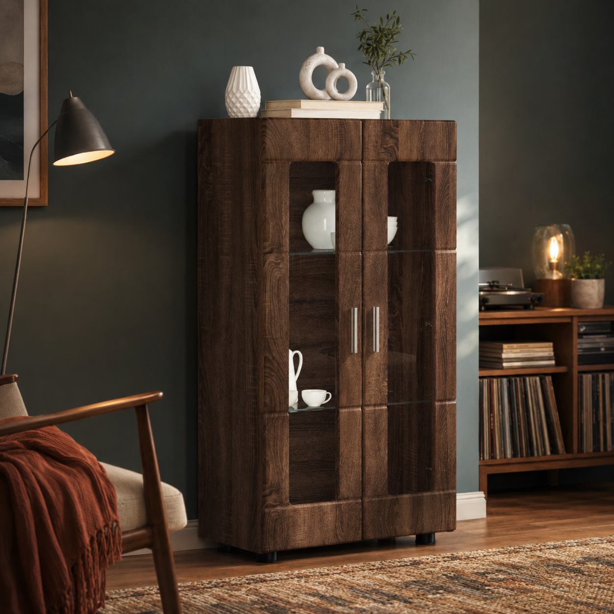 Vitrinenschrank mit Glastüren und 3 Fächern