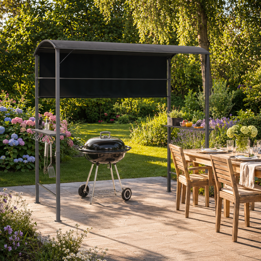 Grillpavillon bzw. -unterstand mit praktischem Zubehör
