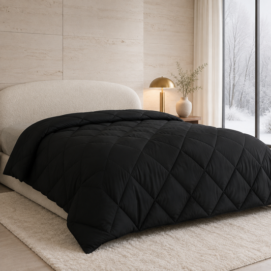 Schwarze Winterbettdecke – sanft wärmend und herrlich leicht